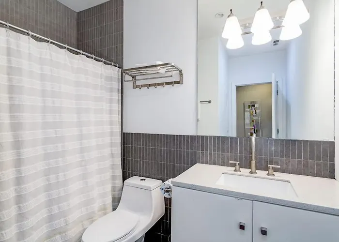 Cozy Beautiful Downtown Unit Chi In Prime River North Location Near Mag Mile - 1 Apartment
